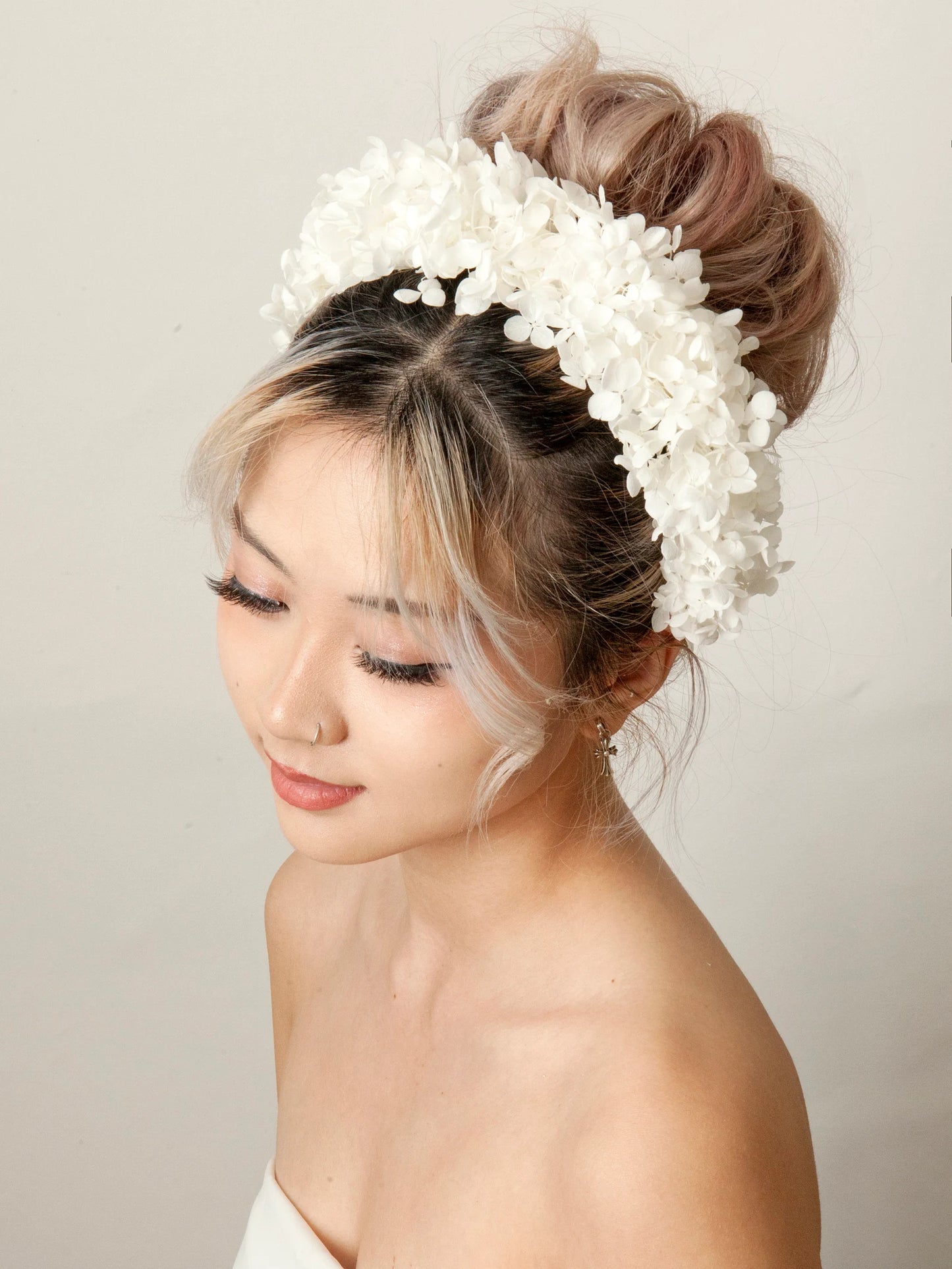 Dried Ivory Hydrangea Thin Headband